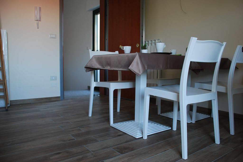 B&B Raffaello A Mare มอนเตซิลวาโน ภายนอก รูปภาพ