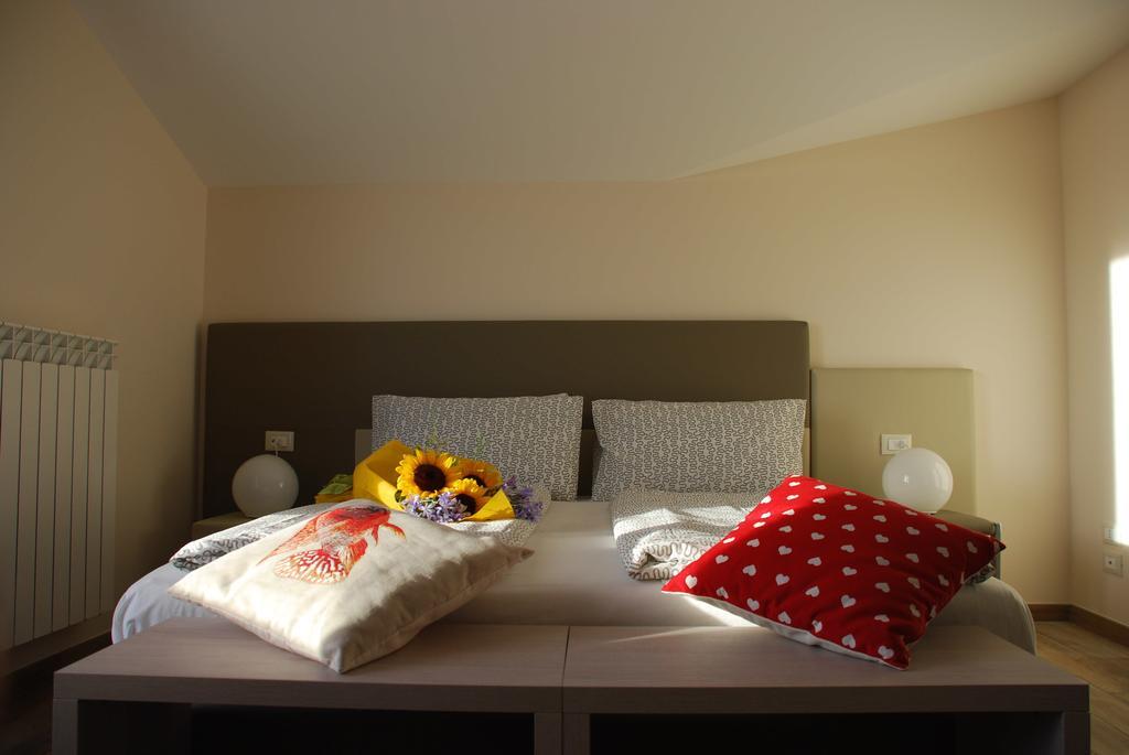 B&B Raffaello A Mare มอนเตซิลวาโน ห้อง รูปภาพ